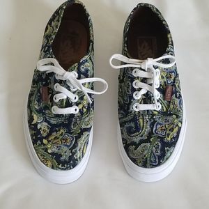 Paisley vans